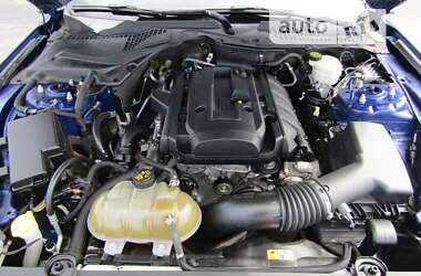 Купе Ford Mustang 2015 в 