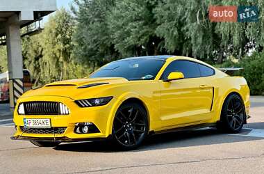 Купе Ford Mustang 2014 в 