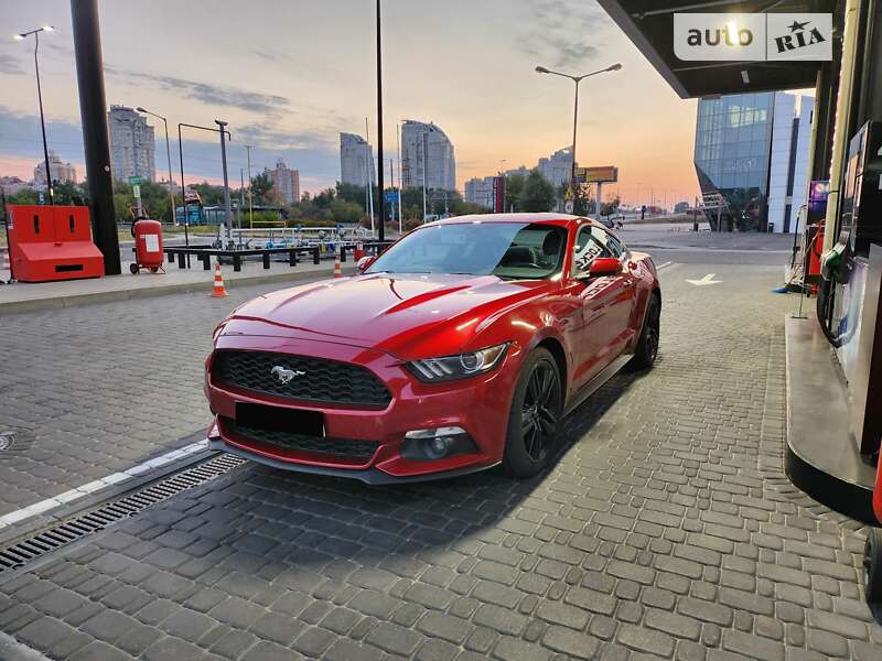 Купе Ford Mustang 2017 в Києві