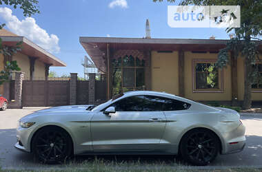 Купе Ford Mustang 2016 в 