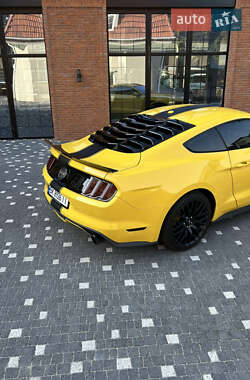 Купе Ford Mustang 2014 в Ровно