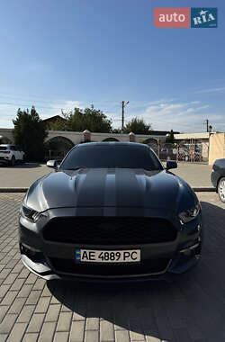 Купе Ford Mustang 2015 в Дніпрі