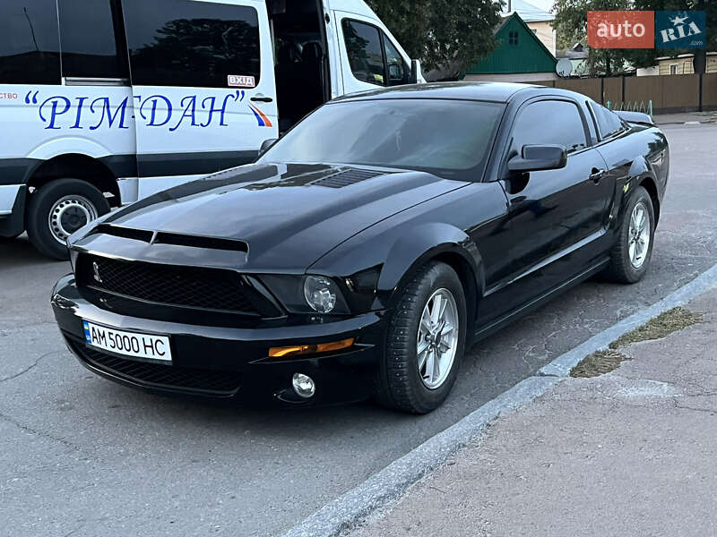 Купе Ford Mustang 2008 в Емильчине