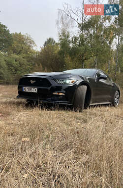 Купе Ford Mustang 2015 в Днепре