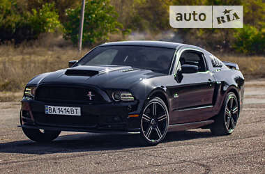 Купе Ford Mustang 2014 в Кропивницком