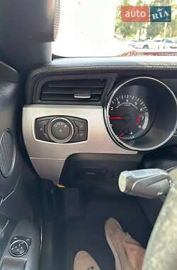 Купе Ford Mustang 2016 в 