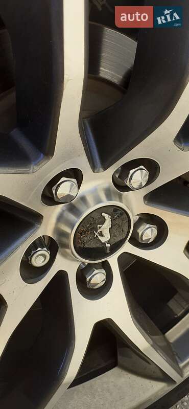 Купе Ford Mustang 2015 в Дніпрі