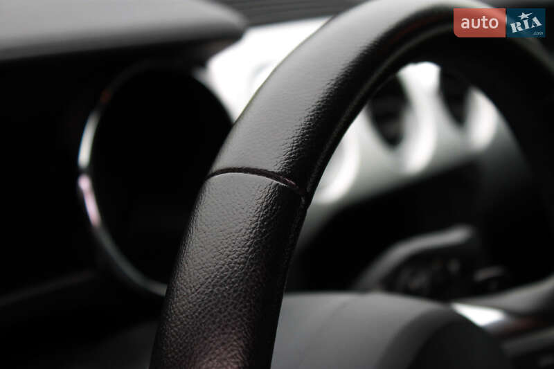 Купе Ford Mustang 2015 в Дніпрі