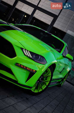 Купе Ford Mustang 2018 в 