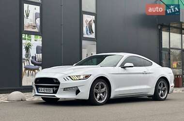 Купе Ford Mustang 2015 в Києві