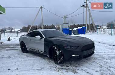 Купе Ford Mustang 2017 в Чернівцях