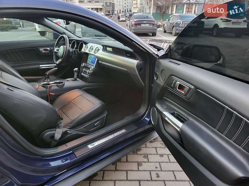 Купе Ford Mustang 2018 в Хмельницькому