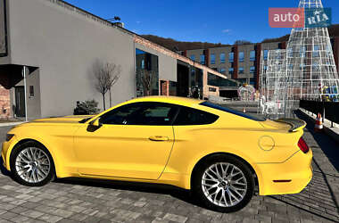 Купе Ford Mustang 2016 в 