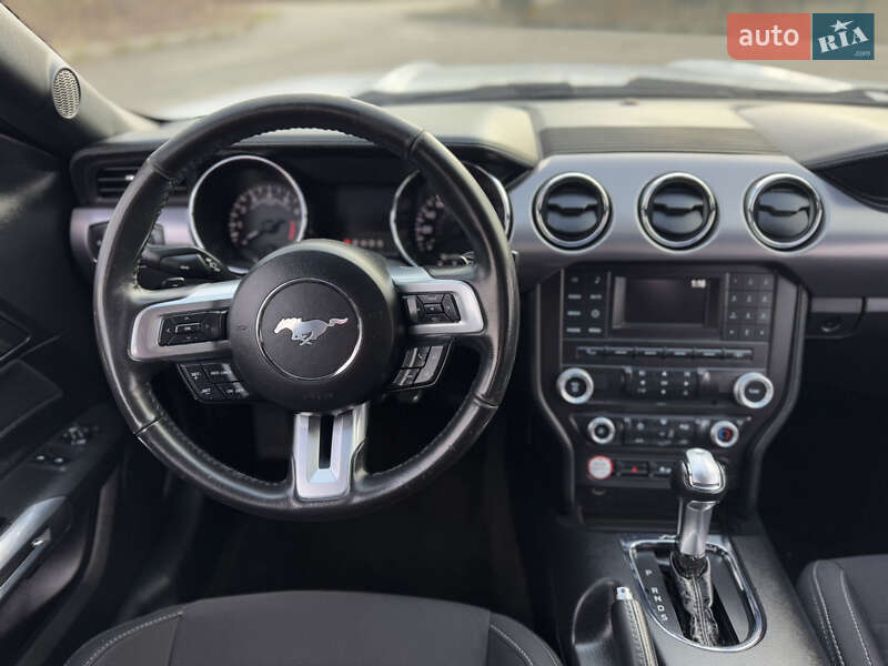 Купе Ford Mustang 2015 в Полтаве