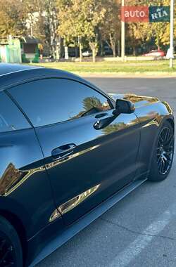 Купе Ford Mustang 2015 в Запорожье