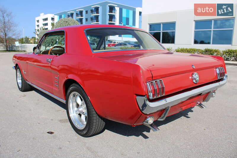 Купе Ford Mustang 1966 в Києві