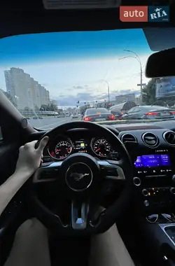 Ford Mustang 2019