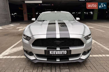 Купе Ford Mustang 2014 в Києві