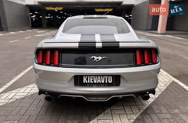 Купе Ford Mustang 2014 в Києві