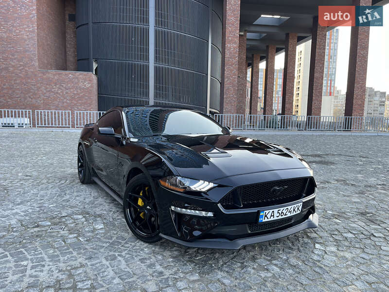 Ford Mustang 2019