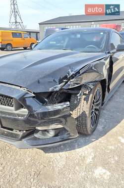 Купе Ford Mustang 2016 в Києві