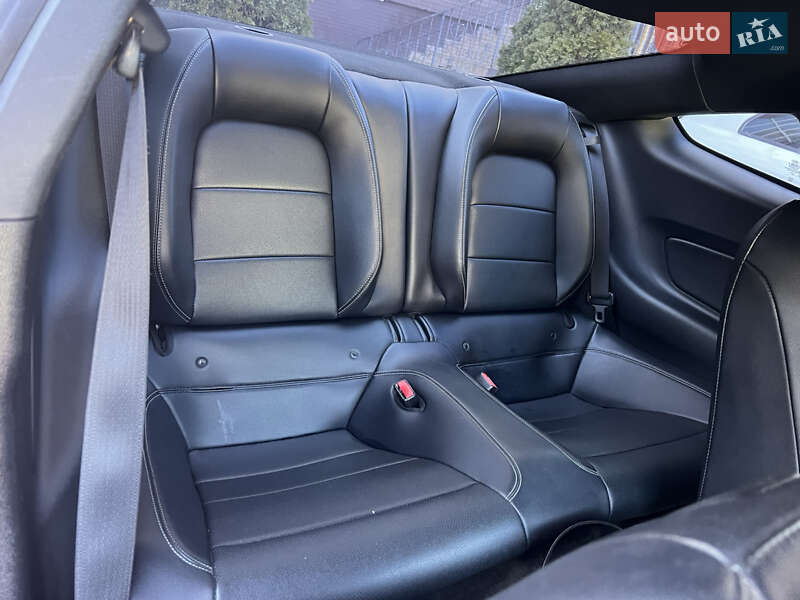 Купе Ford Mustang 2015 в Киеве