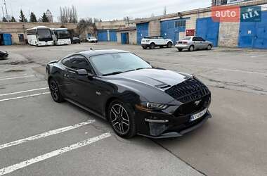 Купе Ford Mustang 2021 в 