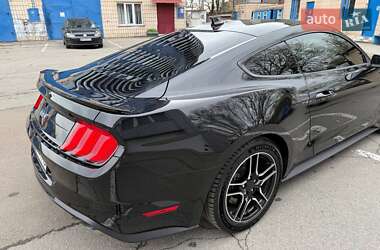 Купе Ford Mustang 2021 в 