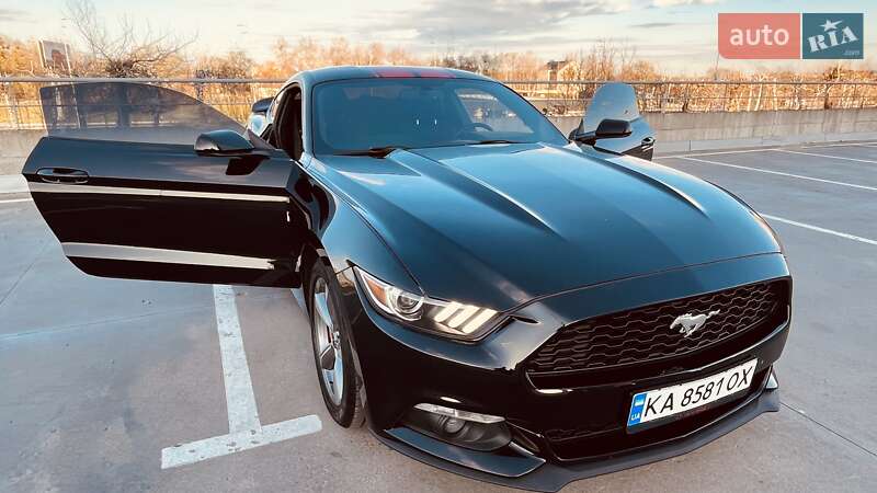 Купе Ford Mustang 2017 в Киеве