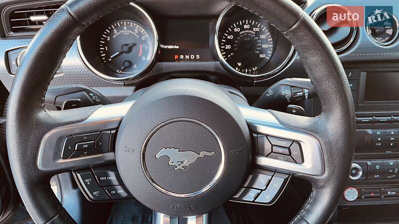 Купе Ford Mustang 2017 в Киеве