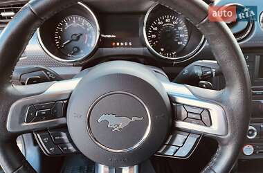 Купе Ford Mustang 2017 в 