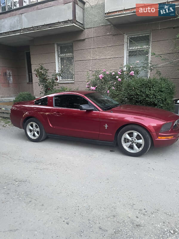 Купе Ford Mustang 2007 в Тернополе