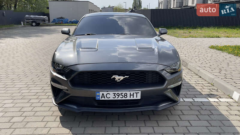 Купе Ford Mustang 2019 в Луцке