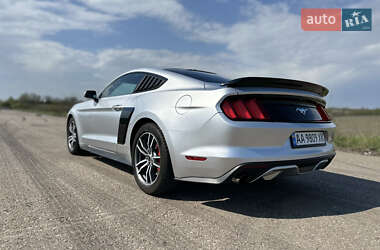 Купе Ford Mustang 2016 в 