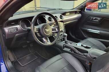 Купе Ford Mustang 2015 в 