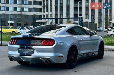 Купе Ford Mustang 2015 в 