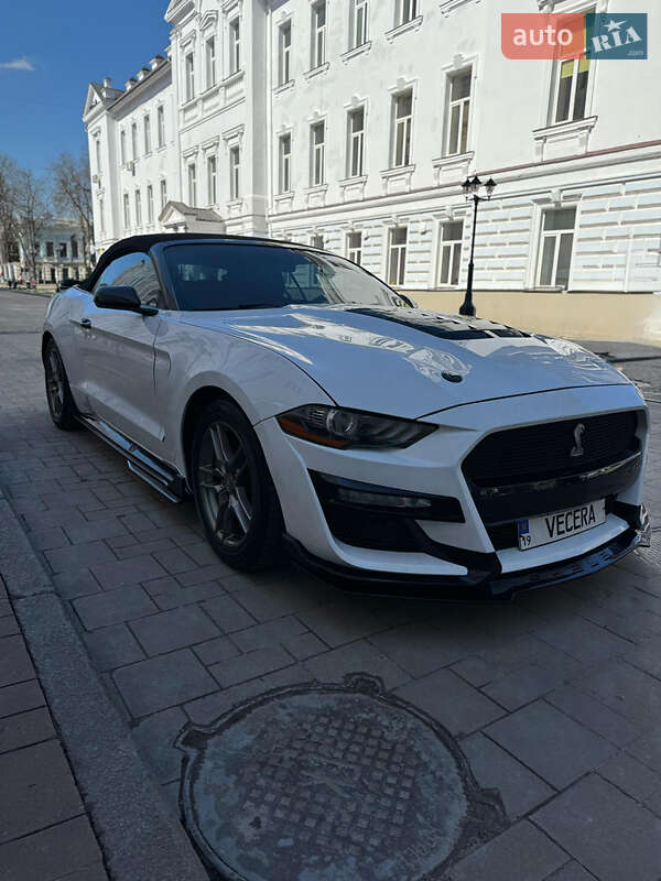 Кабриолет Ford Mustang 2018 в Сумах