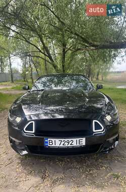 Купе Ford Mustang 2015 в Кременчуці