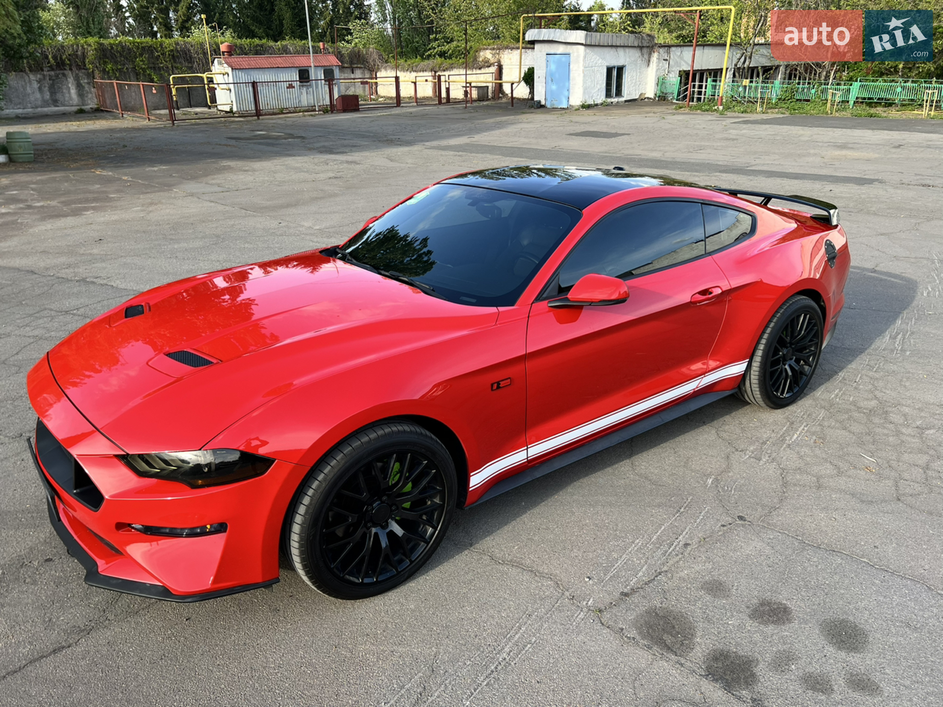 2018 Ford Mustang - фото 1