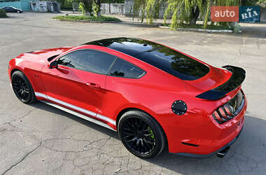 Купе Ford Mustang 2018 в 