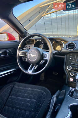 Купе Ford Mustang 2015 в 