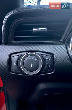 Купе Ford Mustang 2015 в 