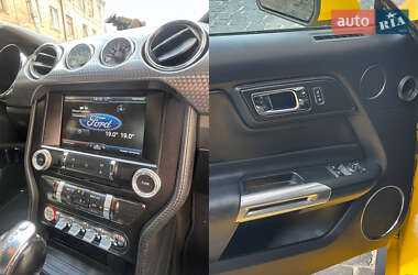 Купе Ford Mustang 2014 в 