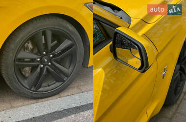 Купе Ford Mustang 2014 в 