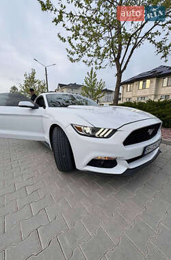 Купе Ford Mustang 2017 в 