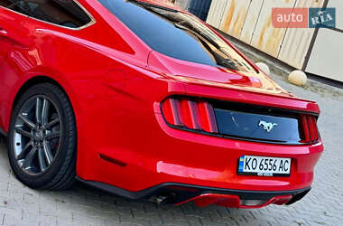 Купе Ford Mustang 2016 в 