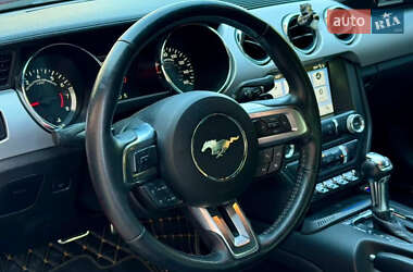 Купе Ford Mustang 2016 в 