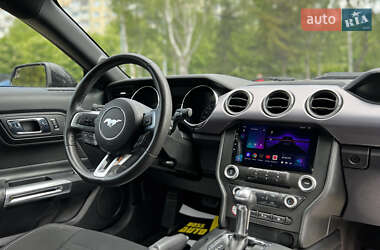 Купе Ford Mustang 2014 в 