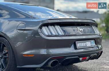 Купе Ford Mustang 2016 в 