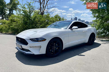 Купе Ford Mustang 2020 в 